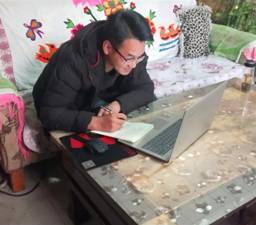 D:\我的文档\WeChat Files\M15163429643\FileStorage\File\2020-03\开学感受\开学感受\人资18-2班 靳玉喜\人资18-2 靳玉喜.jpg