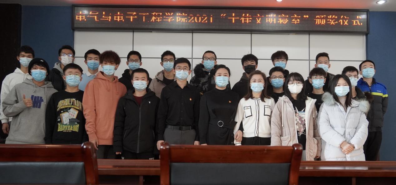 e96012f699fef094bf8b1ffbcd4d928