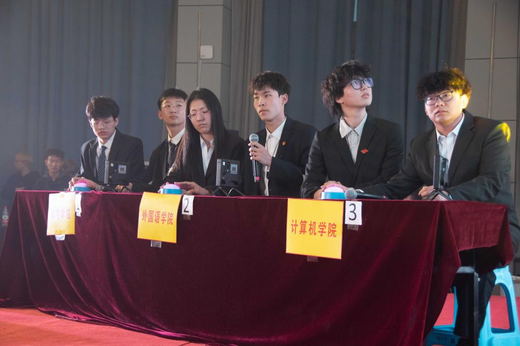 珩心向党外国语学院成功举办第28届珩星大学生文化艺术节五语伦比语言