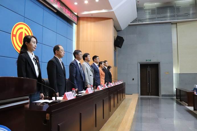 说明: C:\Users\Administrator\Desktop\新闻报导\1大会在庄严的国歌声中拉开帷幕.JPG